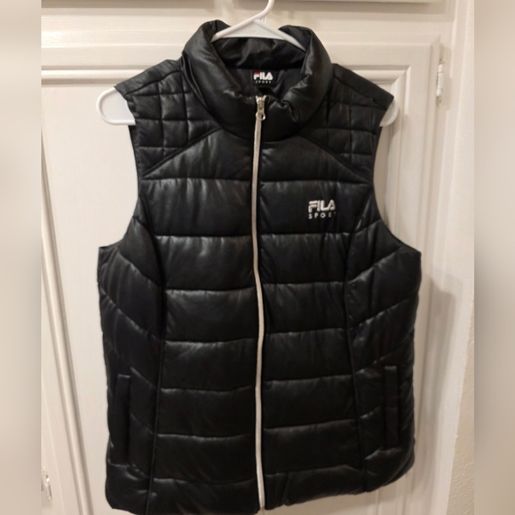 Fila Jackets & Blazers - LIKE NEW FILA Sport Women's Quilted Puffer Vest in Black ~ Size Large